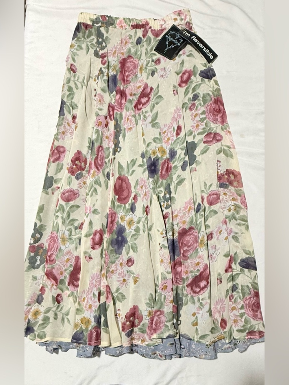 Twyla Blu Women’s Reversible Long Flowy Skirt  Elastic Waist Size Medium NWT